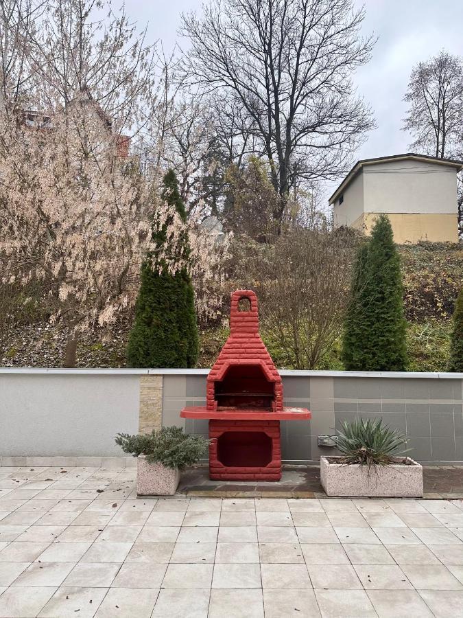 Apartman Floresta - In Front Of Japanese Garden, Enchanting Nature View, Spotless And Cozy Врнячка-Баня Екстер'єр фото