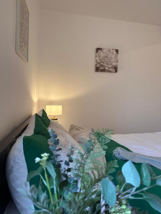 Apartman Floresta - In Front Of Japanese Garden, Enchanting Nature View, Spotless And Cozy Врнячка-Баня Екстер'єр фото
